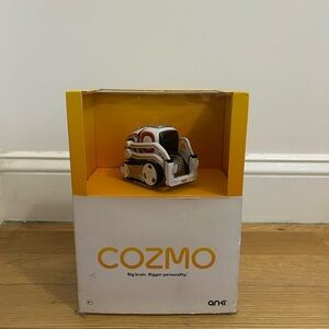 Cozmo Robot by Anki
